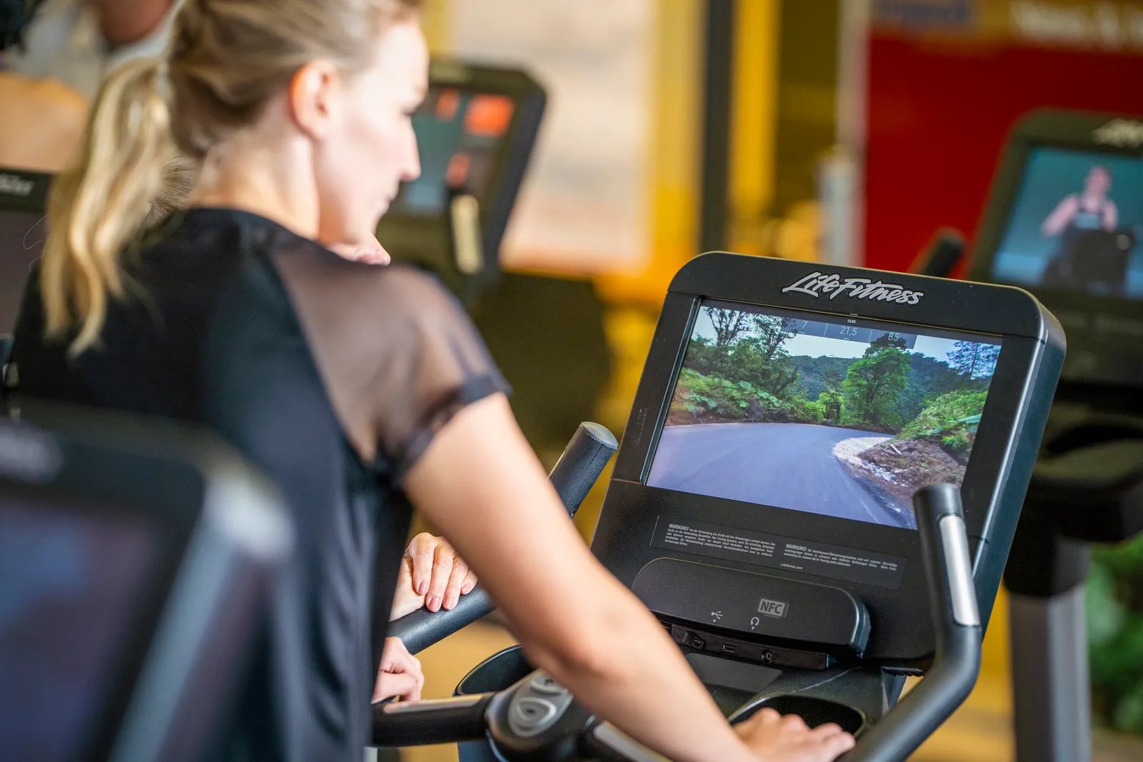 Atmosphäre und Training im Impuls Fitness Oldenburg - Bild 5